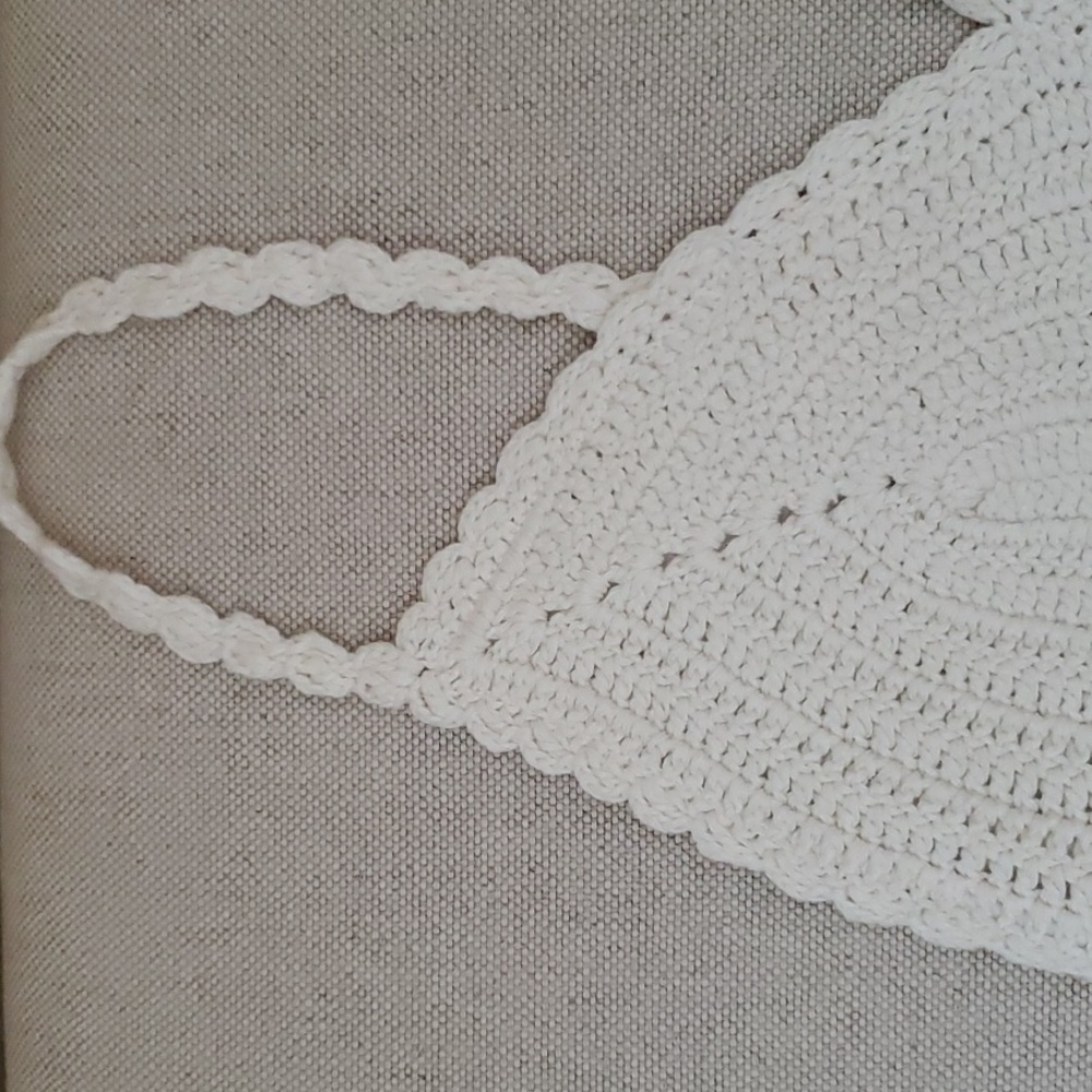 Honey Punch Crochet Crop Top - Picture 3 of 6